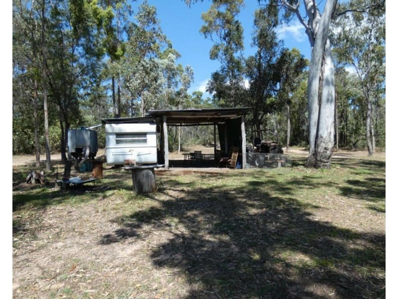 666 Capricornia Drive, Deepwater QLD 4674