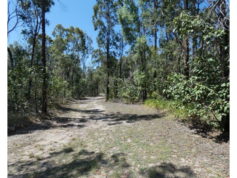 666 Capricornia Drive, Deepwater QLD 4674