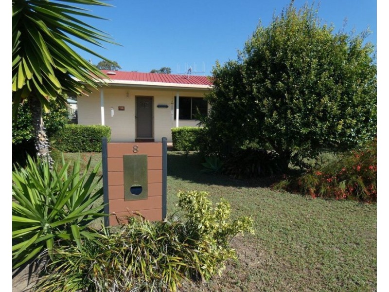 8 Pangola Street, Winfield QLD 4670