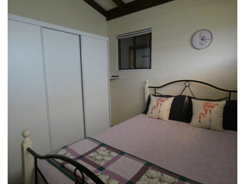 8 Pangola Street, Winfield QLD 4670