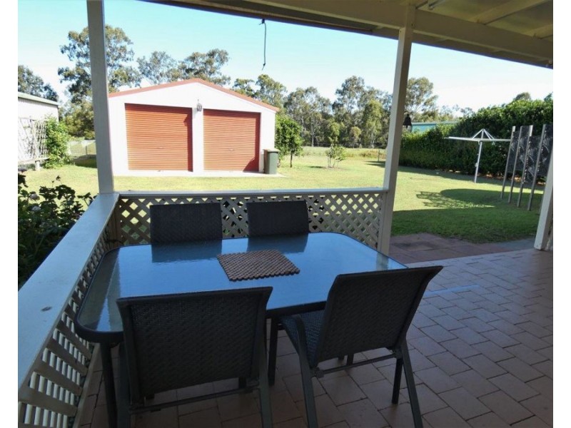 8 Pangola Street, Winfield QLD 4670