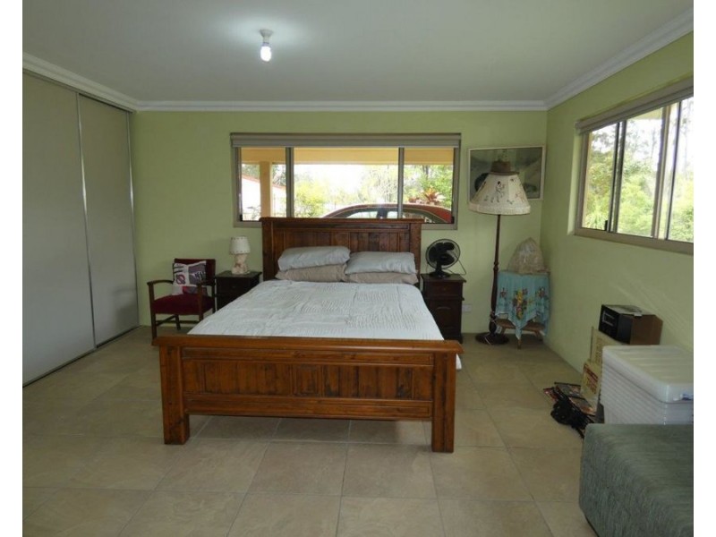 608 Cross Road, Euleilah QLD 4674