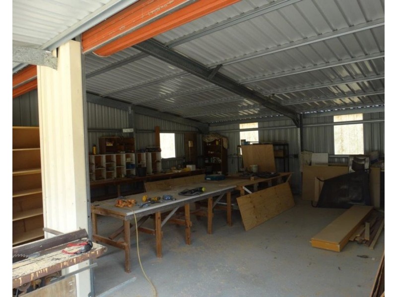 608 Cross Road, Euleilah QLD 4674