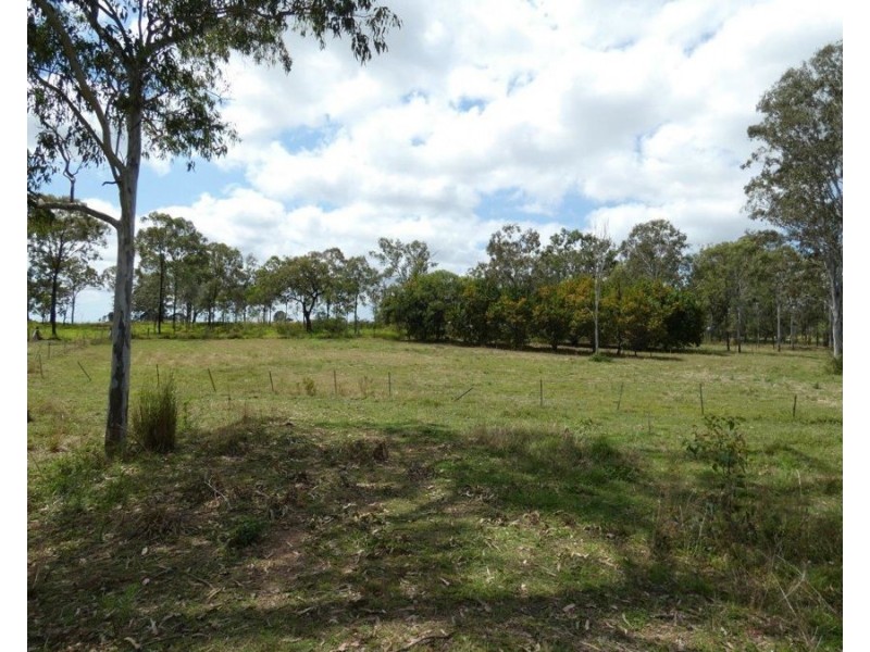 608 Cross Road, Euleilah QLD 4674