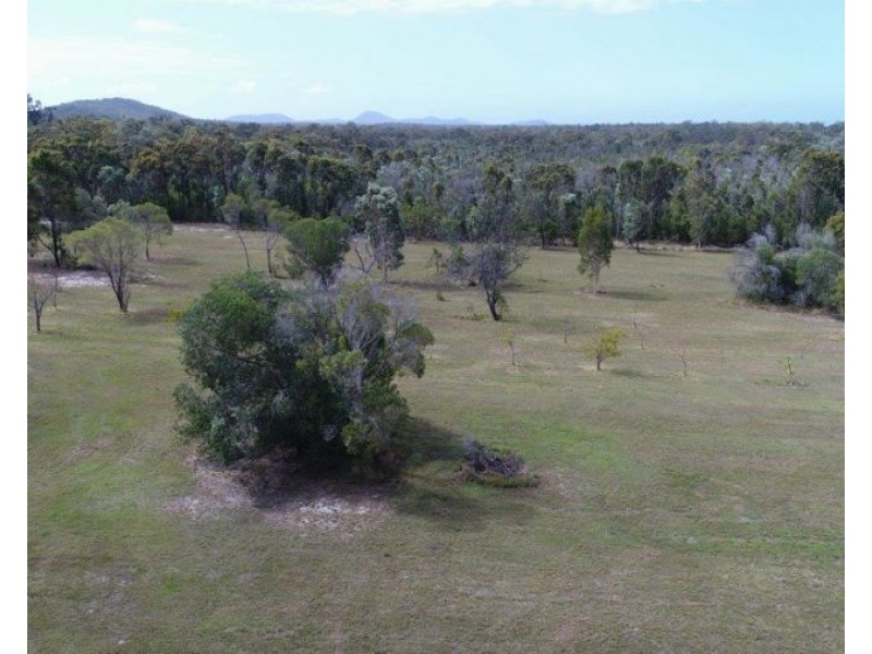 800 Capricornia Drive, Deepwater QLD 4674