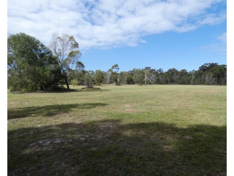 800 Capricornia Drive, Deepwater QLD 4674
