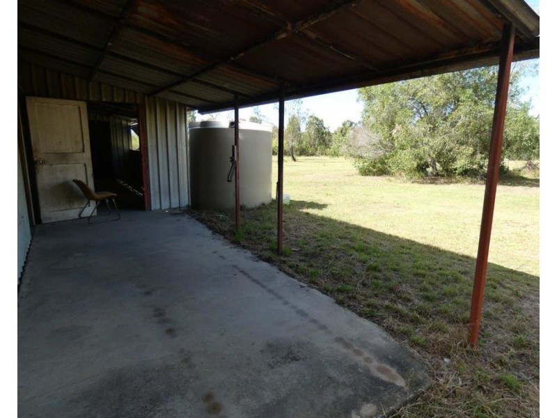 800 Capricornia Drive, Deepwater QLD 4674