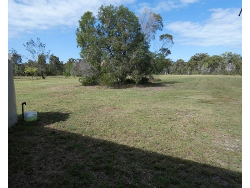800 Capricornia Drive, Deepwater QLD 4674