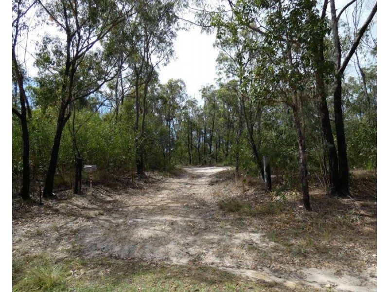 800 Capricornia Drive, Deepwater QLD 4674