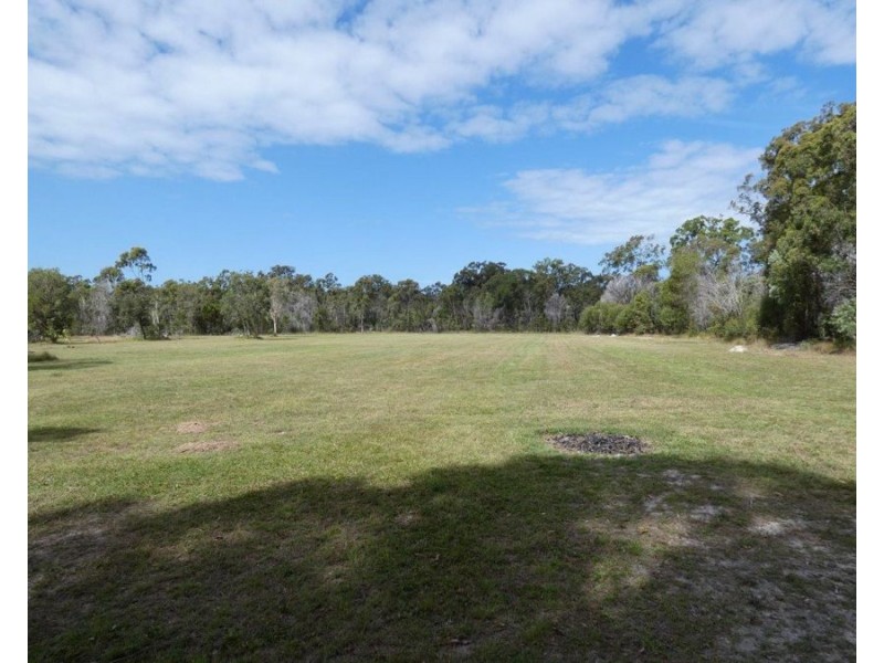 800 Capricornia Drive, Deepwater QLD 4674