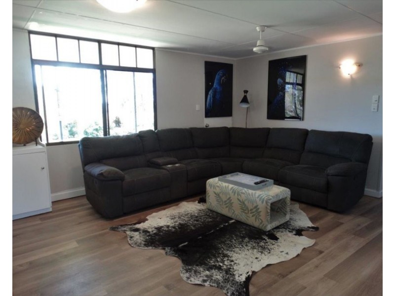 19 Claytons Road, Lowmead QLD 4676