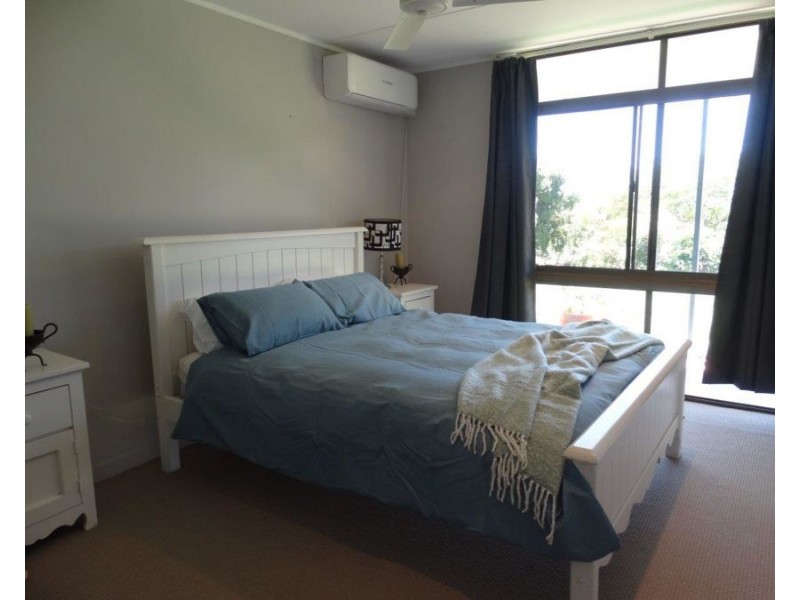 19 Claytons Road, Lowmead QLD 4676