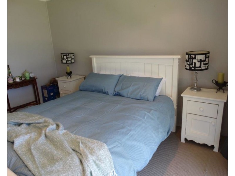 19 Claytons Road, Lowmead QLD 4676