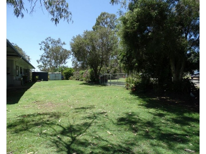 19 Claytons Road, Lowmead QLD 4676