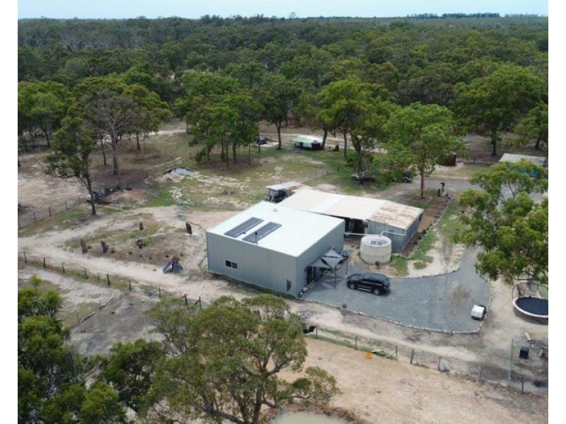 40 Matchbox Road, Deepwater QLD 4674