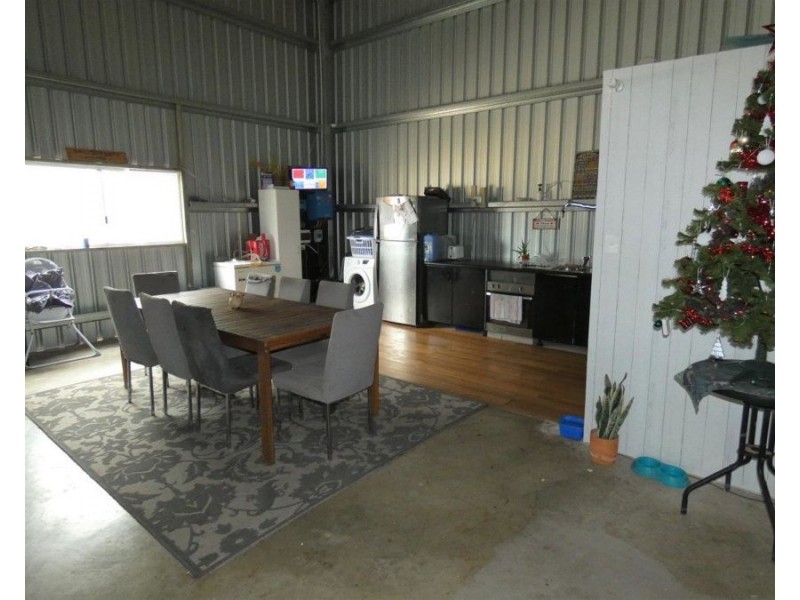 40 Matchbox Road, Deepwater QLD 4674