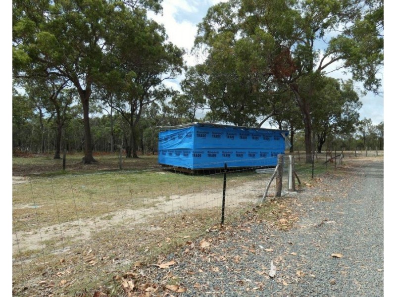 40 Matchbox Road, Deepwater QLD 4674