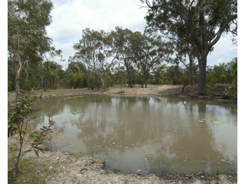 40 Matchbox Road, Deepwater QLD 4674