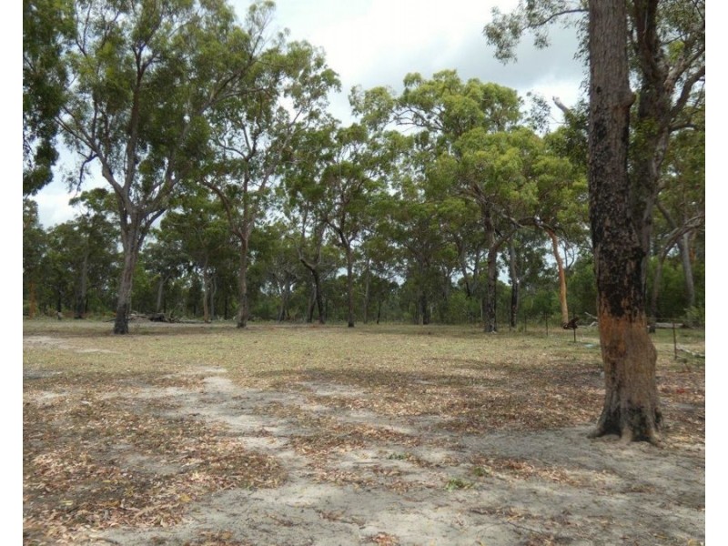 40 Matchbox Road, Deepwater QLD 4674