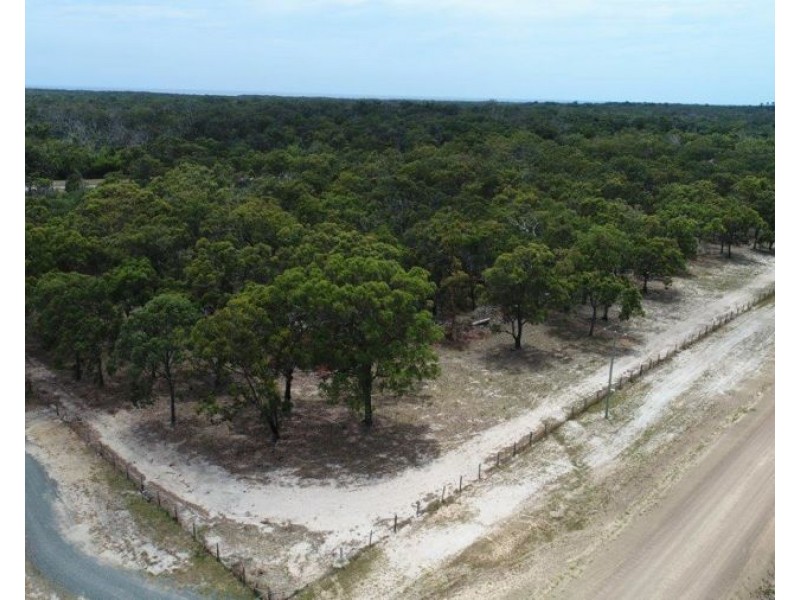 40 Matchbox Road, Deepwater QLD 4674