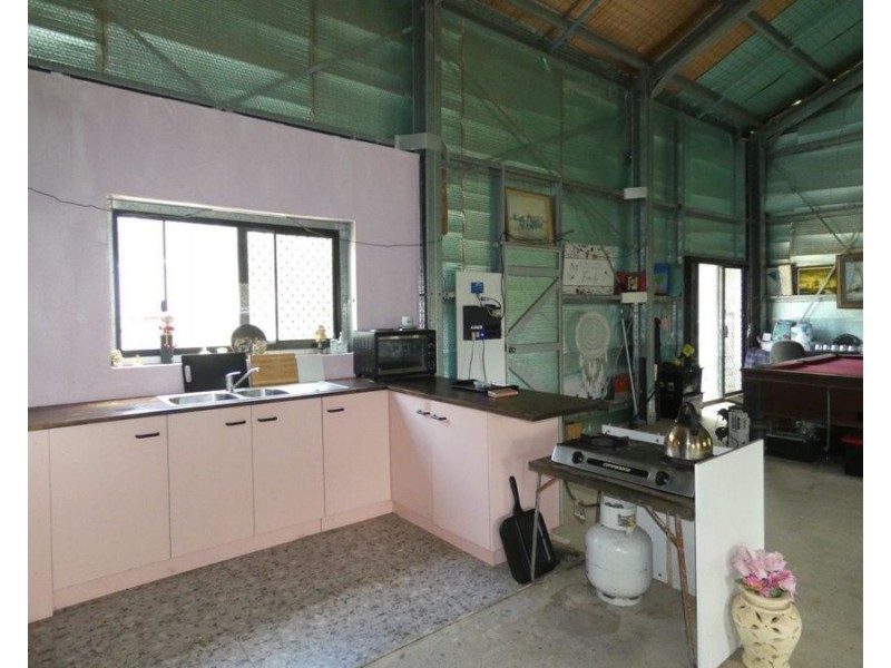 330 Cross Road, Euleilah QLD 4674