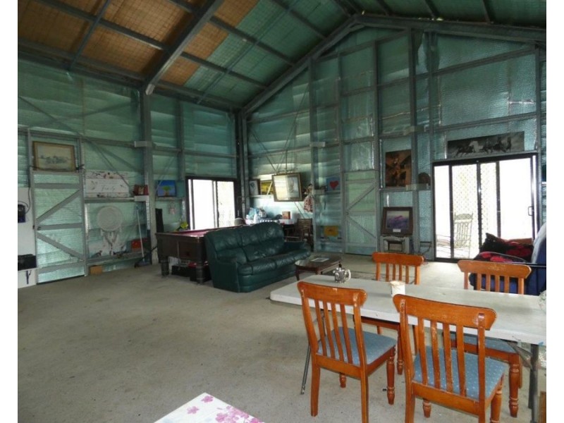 330 Cross Road, Euleilah QLD 4674