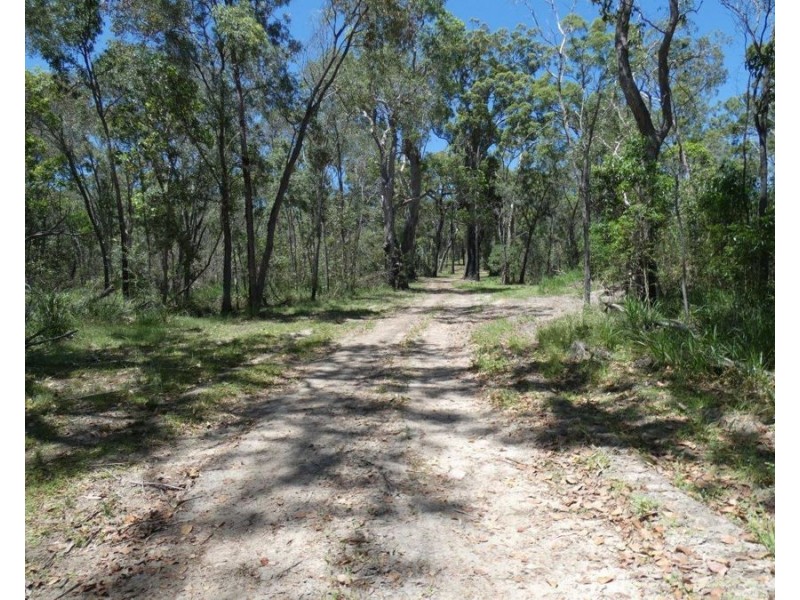 813 Pacific Drive, Deepwater QLD 4674