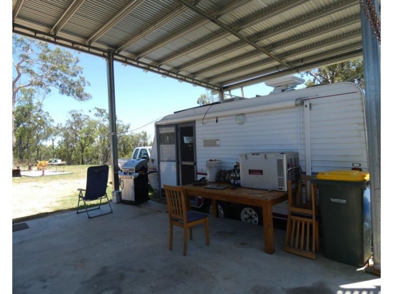 813 Pacific Drive, Deepwater QLD 4674