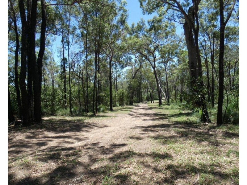 813 Pacific Drive, Deepwater QLD 4674