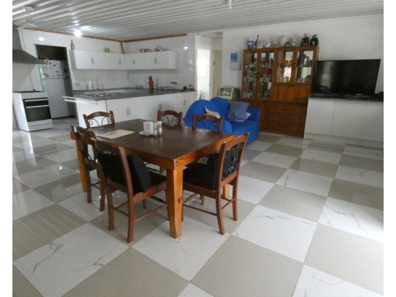 2090 Lowmead Road, Colosseum QLD 4677