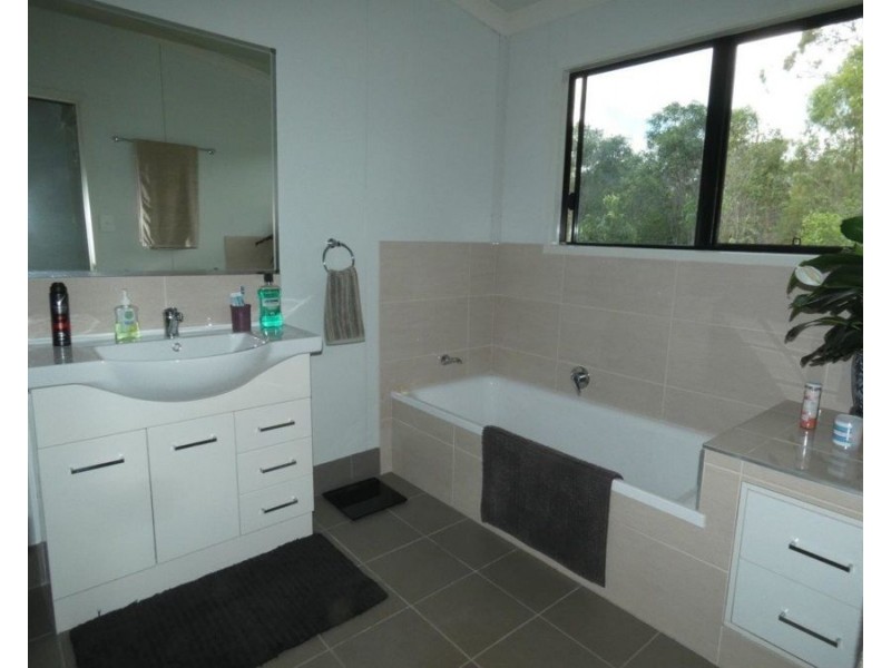 446 Brauers Road, Mount Maria QLD 4674
