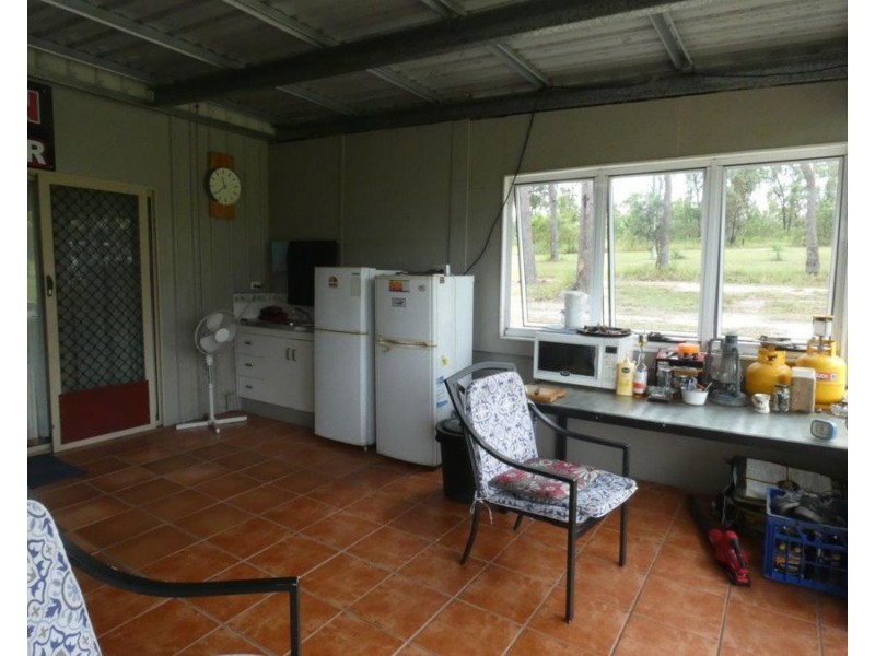 1692 Tableland Road, Mount Maria QLD 4674