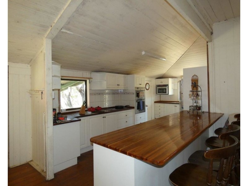 162 Brauers Road, Mount Maria QLD 4674