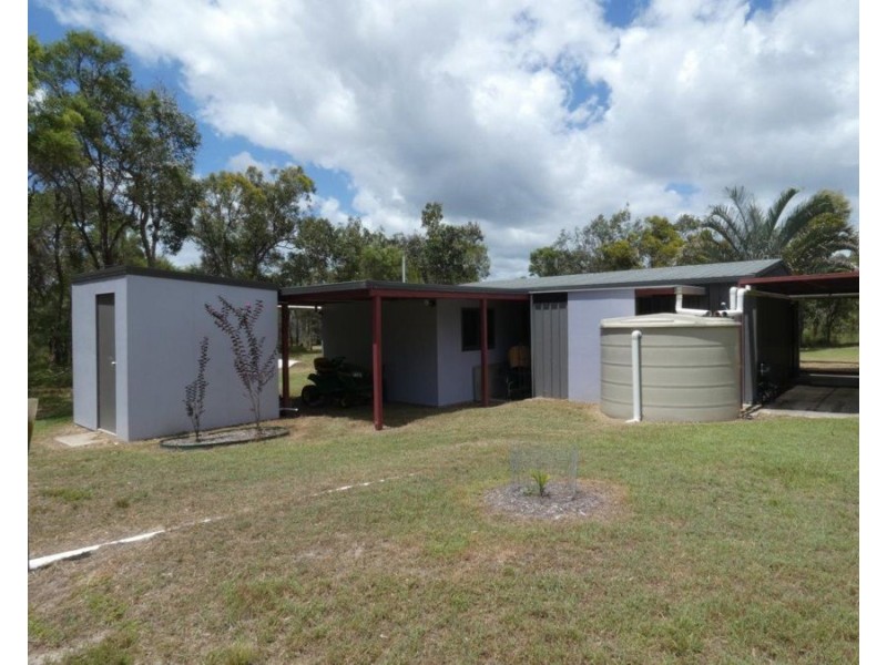 60 Oceania Court, Deepwater QLD 4674