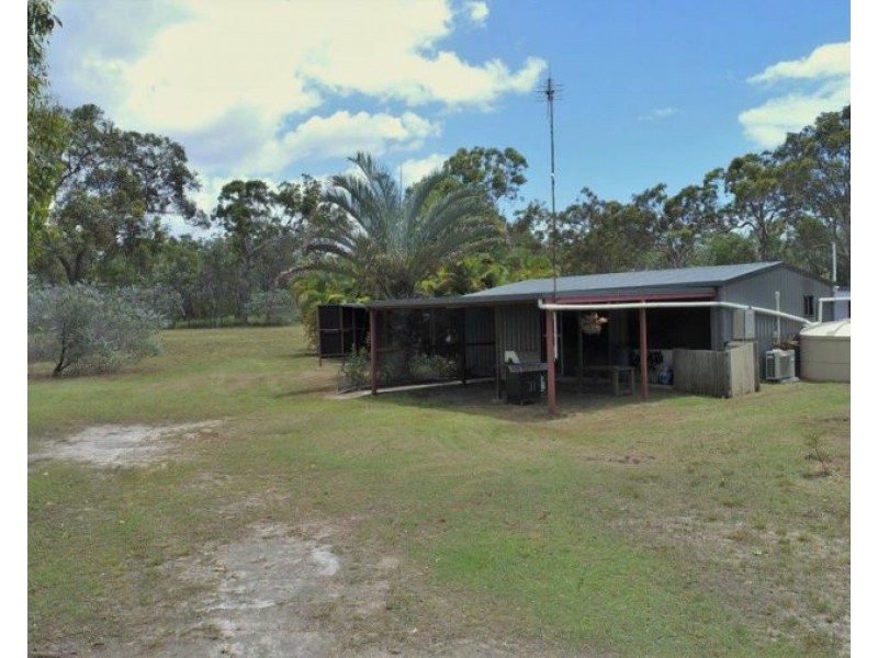 60 Oceania Court, Deepwater QLD 4674