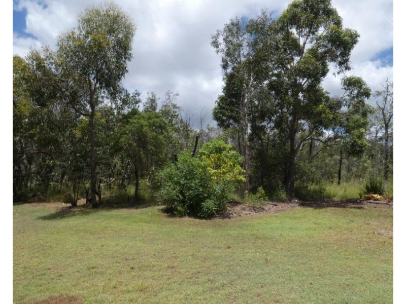 60 Oceania Court, Deepwater QLD 4674