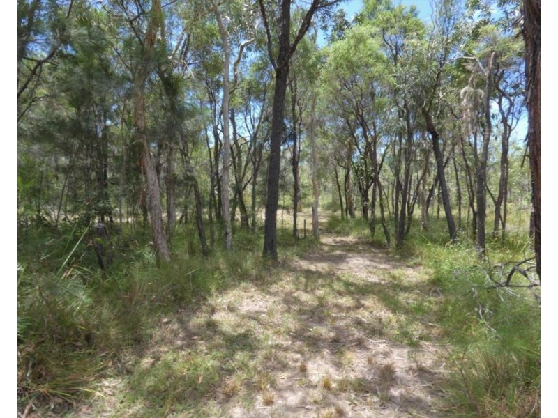 60 Oceania Court, Deepwater QLD 4674