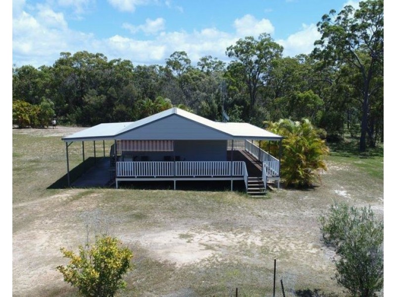 411 Pacific Drive, Deepwater QLD 4674