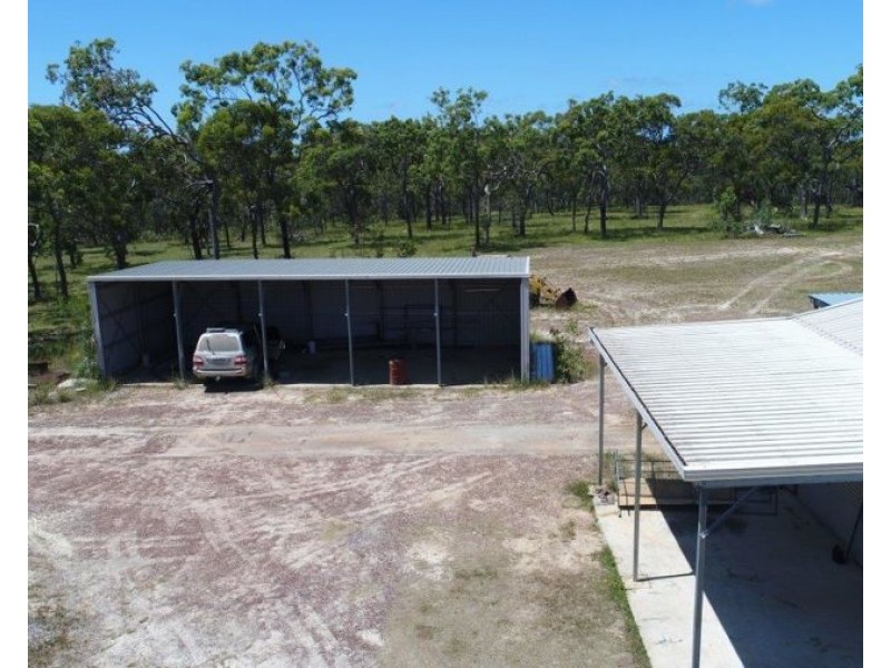 411 Pacific Drive, Deepwater QLD 4674