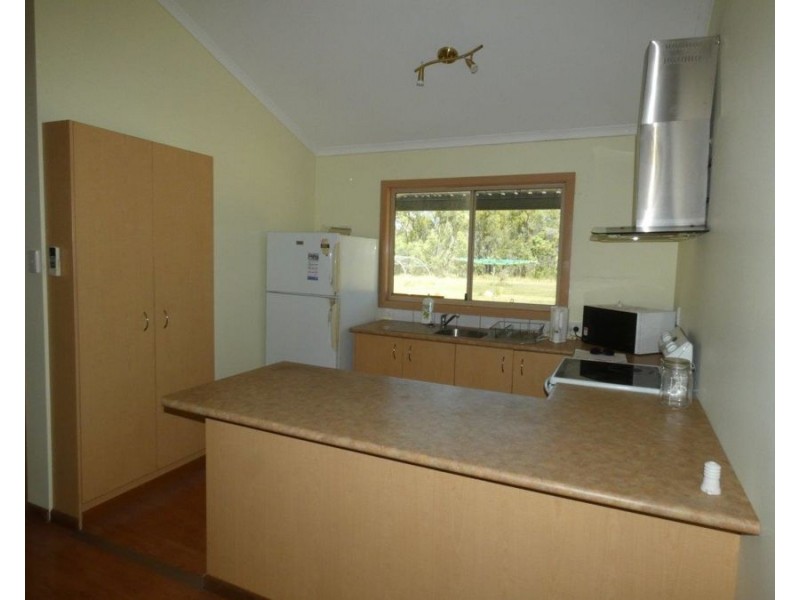 411 Pacific Drive, Deepwater QLD 4674