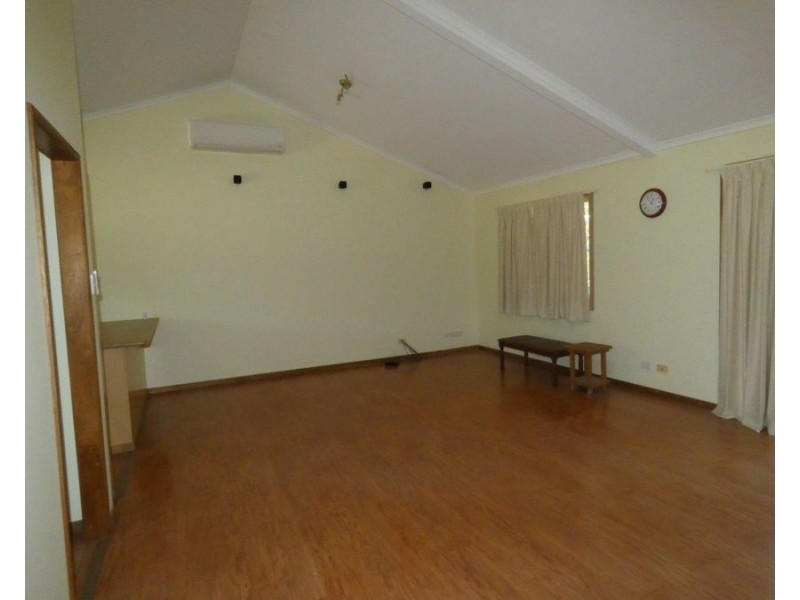 411 Pacific Drive, Deepwater QLD 4674