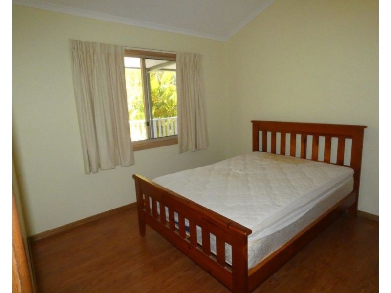 411 Pacific Drive, Deepwater QLD 4674