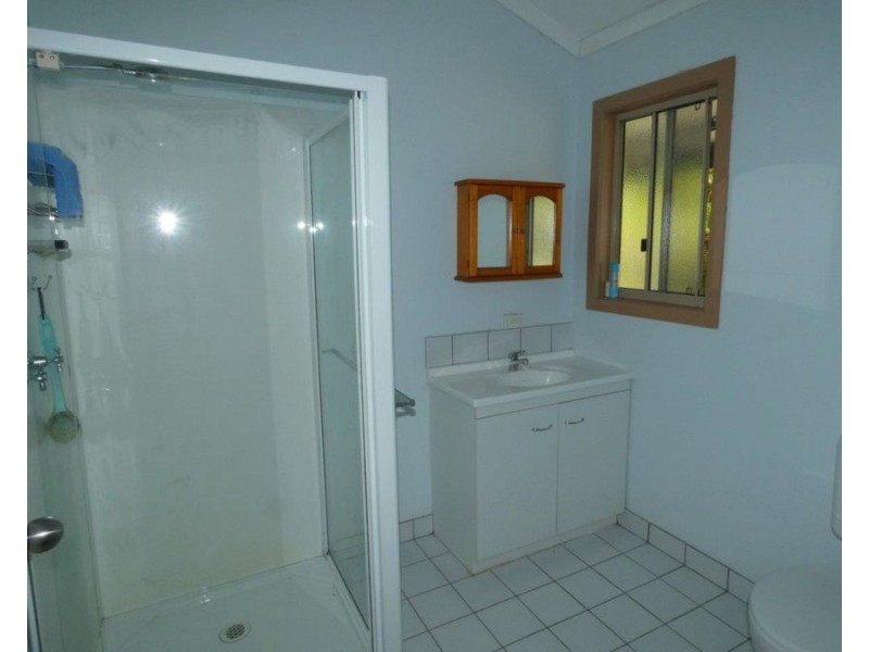 411 Pacific Drive, Deepwater QLD 4674