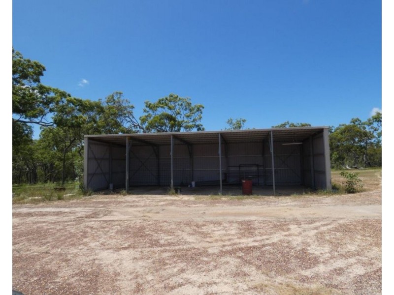 411 Pacific Drive, Deepwater QLD 4674