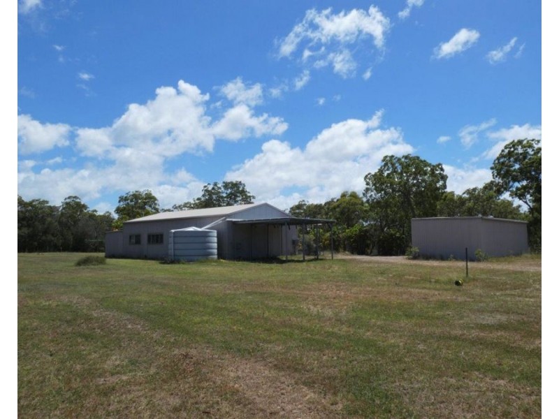 411 Pacific Drive, Deepwater QLD 4674