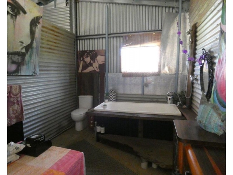 360 Cross Road, Euleilah QLD 4674