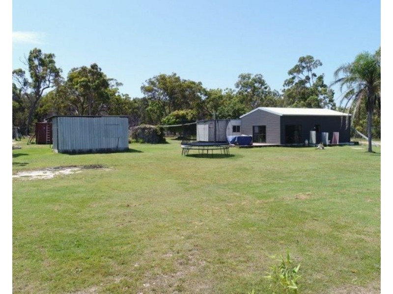 255 Pacific Drive, Deepwater QLD 4674