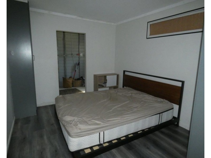 255 Pacific Drive, Deepwater QLD 4674