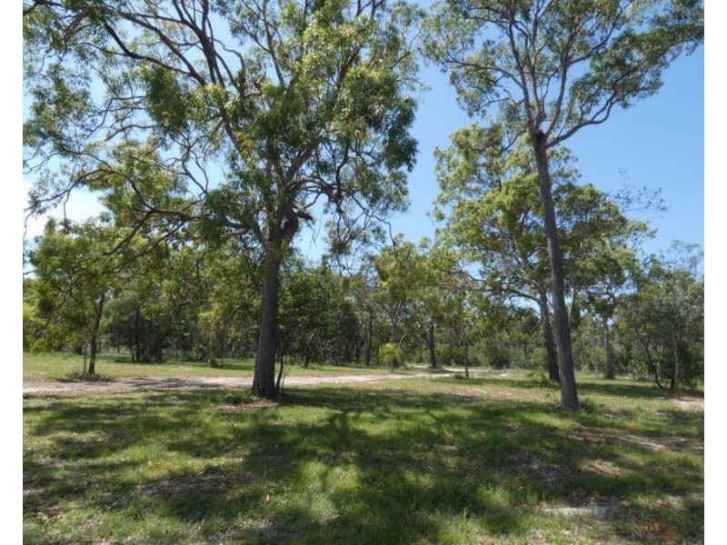 255 Pacific Drive, Deepwater QLD 4674