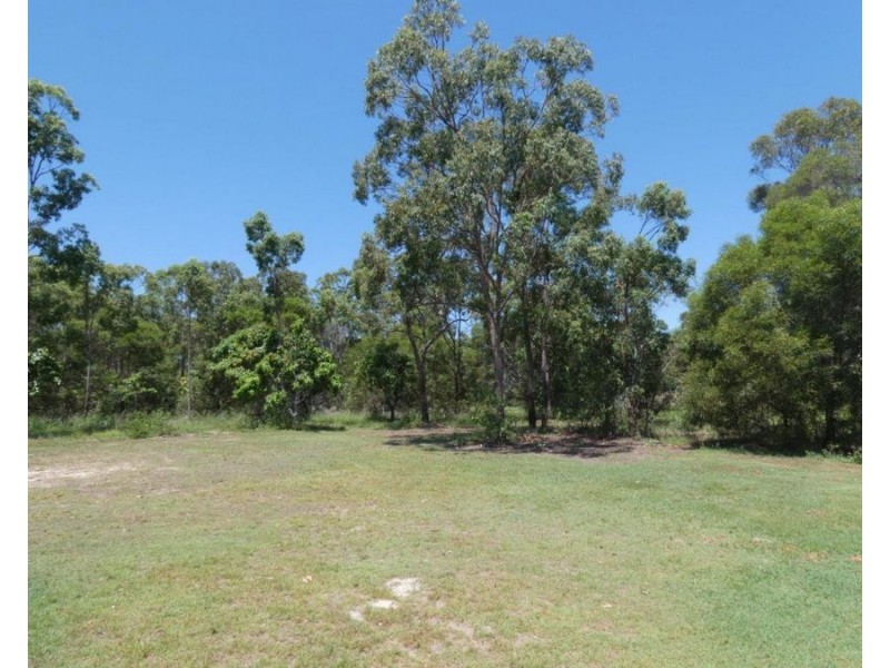 255 Pacific Drive, Deepwater QLD 4674